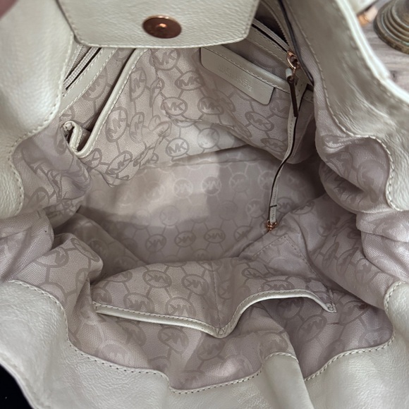 Michael Kors Gansevoort Ivory Cream Crossbody Shoulder Bag Tote with Rose Gold - Picture 13 of 17